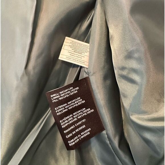 Guess Kelly Green shine puffer size L, NWT - Picture 8 of 16